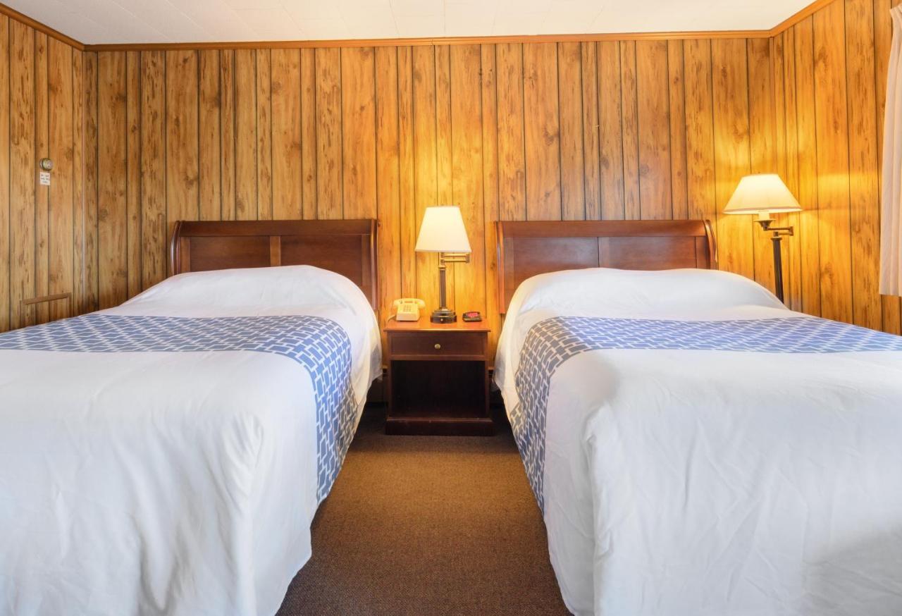 Knob Hill Motor Lodge Хилсвил Екстериор снимка
