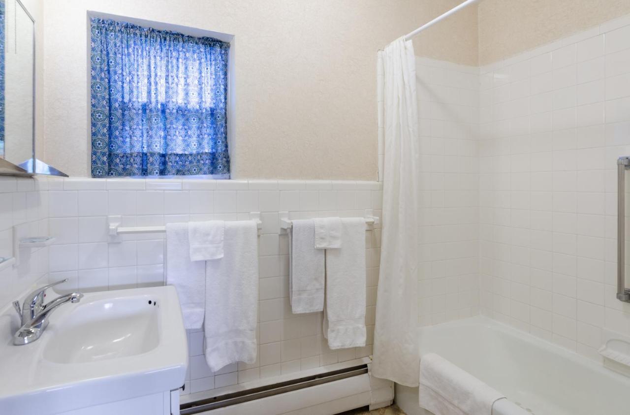 Knob Hill Motor Lodge Хилсвил Екстериор снимка