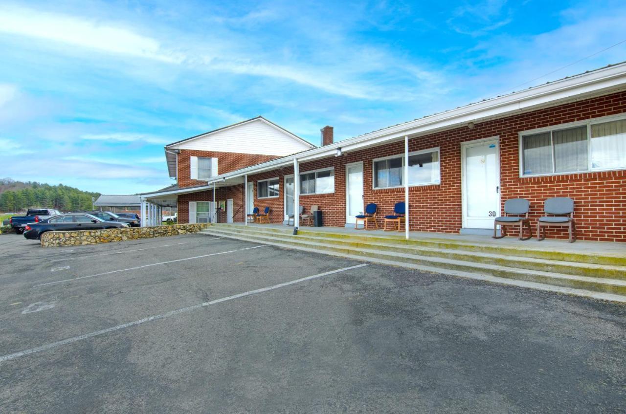 Knob Hill Motor Lodge Хилсвил Екстериор снимка